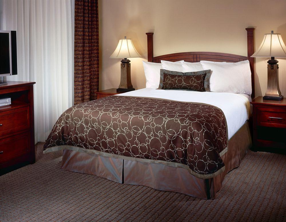 Staybridge Suites Houston - Iah Airport By Ihg Aldine Экстерьер фото
